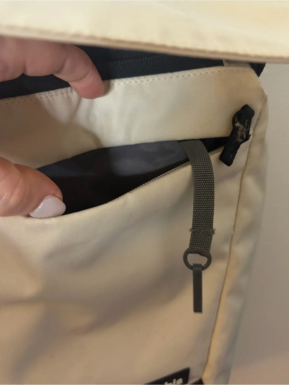 Columbia Crossbody Bag